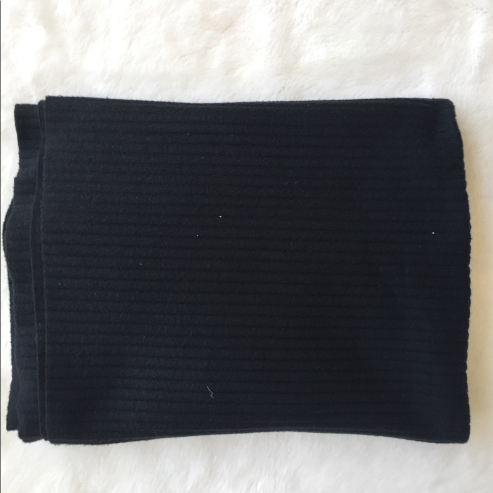 Apana blanket scarf